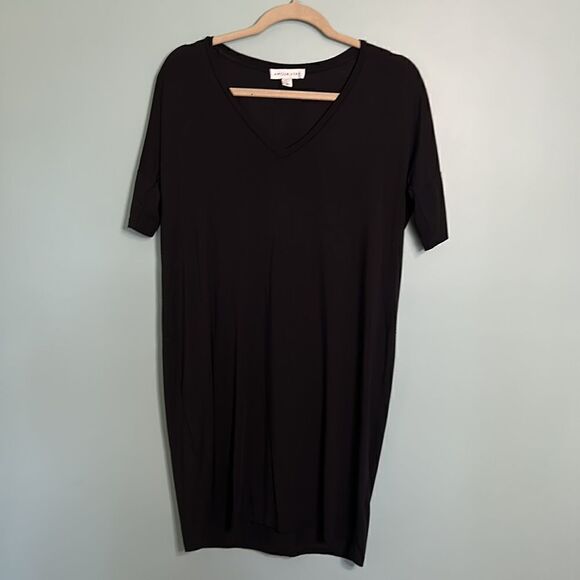 Amour Vert Super Soft VNeck TShirt Dress - Picture 2 of 7